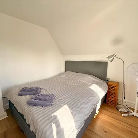 Apartment Budget With Stairs Near Femern&puttgarden *